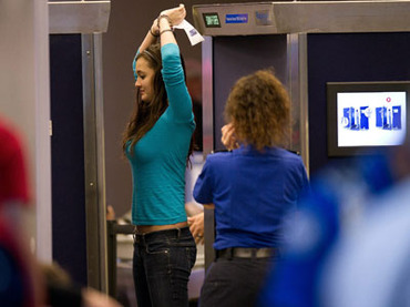 US airlines refuse to board passengers based on their clothing