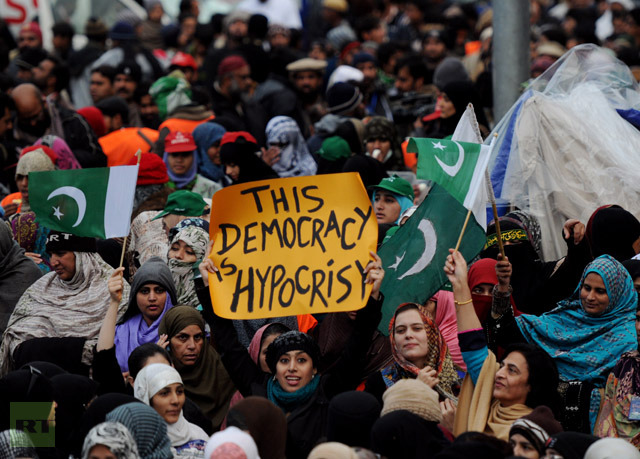 Snap elections: Pakistani govt reaches deal with protesters
