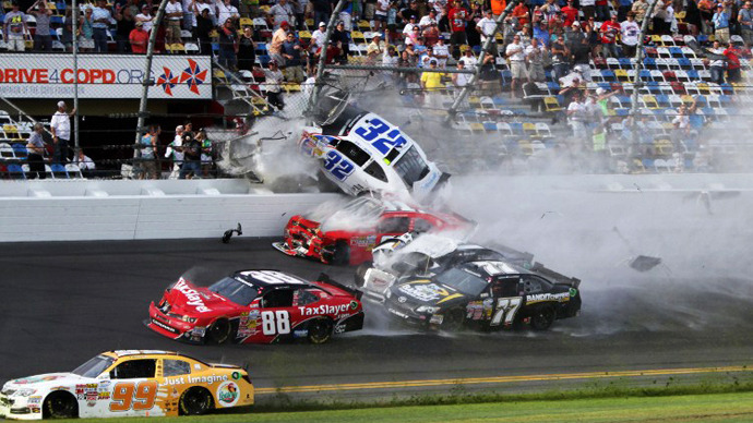 Over 30 injured in car crash at NASCAR race