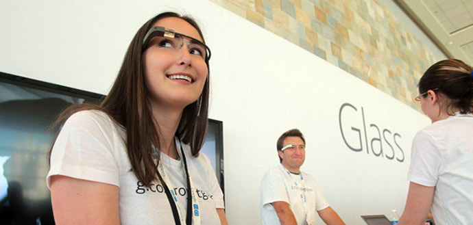 Spotting ‘fashion fingerprints’: Google Glass app helps locate friends