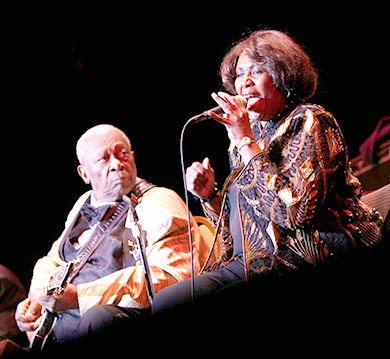 B. B.King’s Daughter Shirley King Soars in Blues 